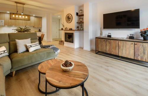 Panticosa Apartamento | Casa O Berde terraza con vistas a Aramón Panticos