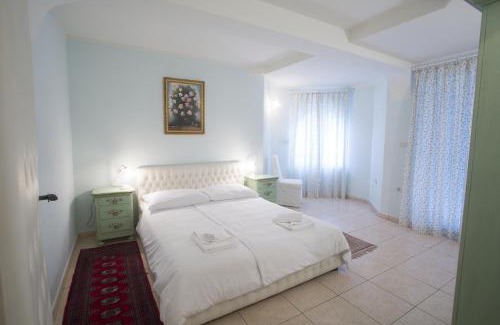 Marezige Cama Y Desayuno | Casa Oasa - Boutique rooms, Gourmet Pizza & Cocktail Bar