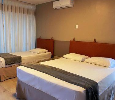 Tambau Casa | Casa Oiti: à Beira-Mar de Tambaú na melhor localização de João Pessoa - Piscina, Aconchego e Lazer