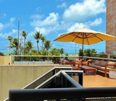 Tambau Casa | Casa Oiti: à Beira-Mar de Tambaú na melhor localização de João Pessoa - Piscina, Aconchego e Lazer