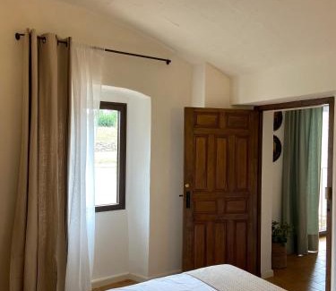 Monells Casa | Casa Olímpia