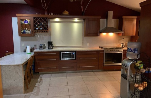 La Cruz de Huanacaxtle Villa | Casa Olivia con alberca y garage