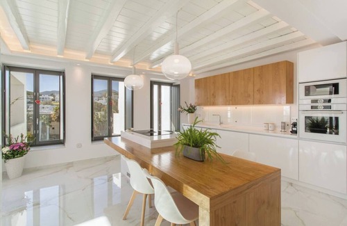 Piso Livadi Villa | Casa Olea Villa