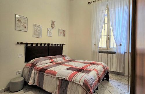 Casteggio Apartamento | CASA OLTREPO fresco centrale ma silenzioso parcheggio interno