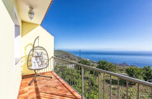 El Granel Apartamento | Casa Onelia, 2 bedroom modern oasis, good location