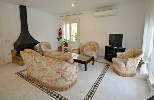 Sant Pere Pescador Chalet De Esquí | Casa Oraly - piscina privada- wifi gratis
