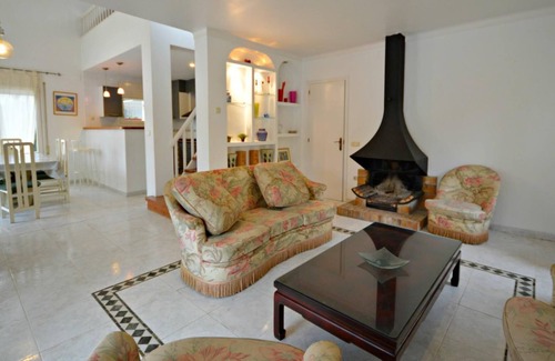 Sant Pere Pescador Chalet De Esquí | Casa Oraly - piscina privada- wifi gratis