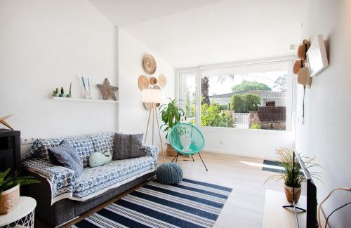 Tamarit Casa | Casa OSONA con jardin cerca de la Playa