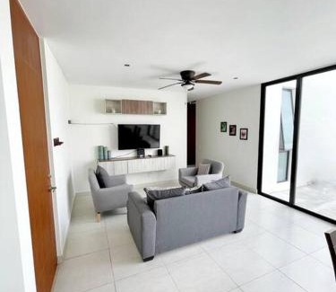 Conkal Casa | Casa Otavia, con alberca para 6 huéspedes y mascotas