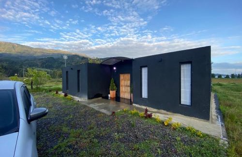 Susa Casa | Casa ovejas negras - Tranquilidad en el campo, cerca al PARQUE ECOTURISTUCO PIEDRA COLGADA