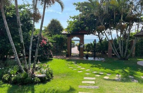 Estaleiro Casa | Casa pé na areia em praia paradisíaca