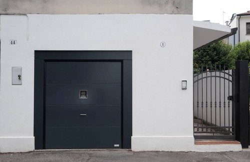 Padova Apartamento | CASA PADOVA- 2 minutes from the station to any Italian city.