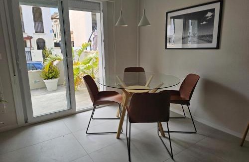 San Pedro del Pinatar Casa | Casa Pajo - Moderna, personal y con bicicletas