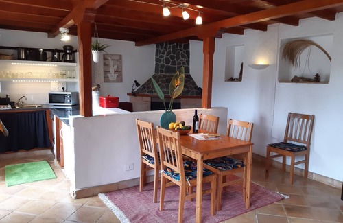 Brena Alta Apartamento | Casa Papaya 1, en plena naturaleza y apta para mascotas