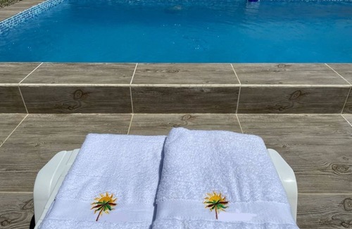 La Banda de Shilcayo Casa | Casa para 13 personas/ Piscina /Aire acondicionado