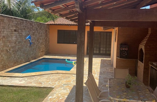Itaipuacu Casa | Casa Para Temporada c/2 Quartos com Piscina e Área de Churrasqueira