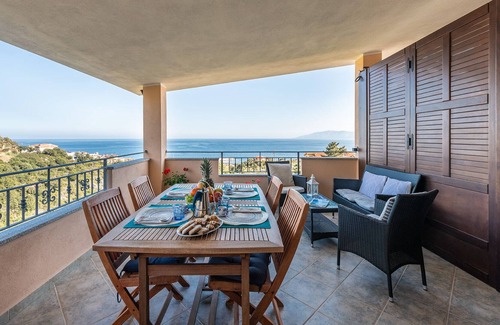 Cala Gonone Villa | Casa Paradiso - Dos Habitaciones Villa, Capacidad 8