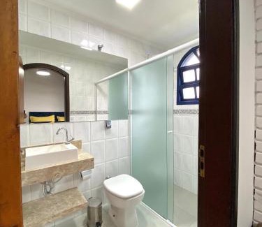 Caraguatatuba Apartamento | CASA PARATY · linda piscina, bilhar, campo de futebol, em condomínio