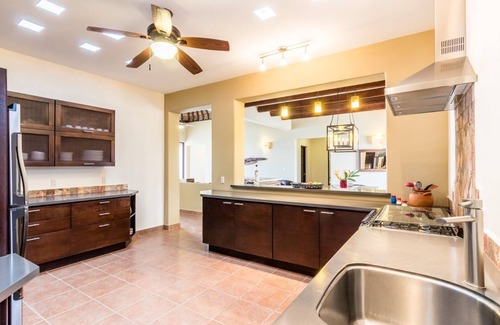 San Pedro Mixtepec Villa | Casa Paz -Villa Frente al Mar de 3 Recamaras con amenidades de Resort!-