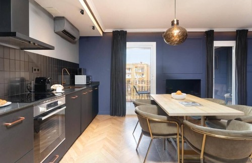 La Nova Esquerra de l'Eixample Apartamento | CASA PERE BRIAS, a Modernist Jewel Building!