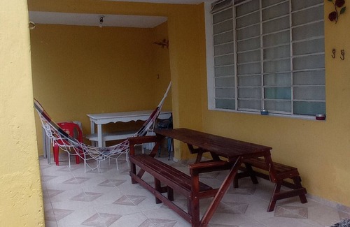 Jardim California Casa | Casa Perfeita Próxima ao Centro de Caraguatatuba, com Acesso Fácil a Praias
