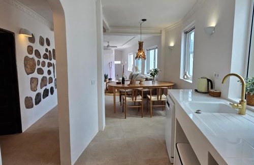 Lomo Quiebre Apartamento | Casa Perla - Old Town Lux, BBQ & Terrace & Sea Views