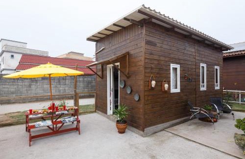 Muquem Chalet De Esquí | Casa Perto das melhores praias Florianópolis, 8 pessoas, ar condicionado, tv, wifi, cozinha completa, lavanderia,