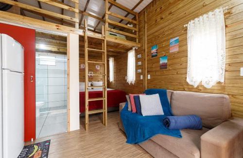 Muquem Chalet De Esquí | Casa Perto das melhores praias Florianópolis, 8 pessoas, ar condicionado, tv, wifi, cozinha completa, lavanderia,