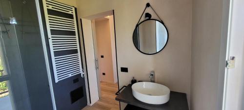 Garda Apartamento | Casa Piero - Lake View and Free Parking
