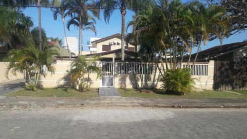 Guaratuba Casa | Casa Piscina Prainha Caiobá Guaratuba