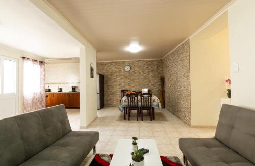 Maia Villa | Casa Piscinas Naturais