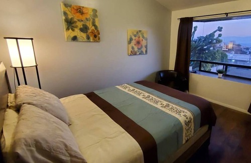 Ensenada Casa | Casa Playitas - Vista Al Mar. With Ozon, Locación Céntrica