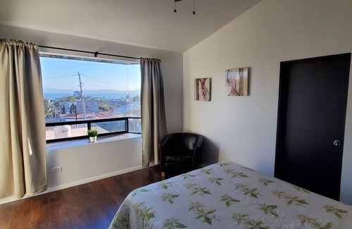 Ensenada Casa | Casa Playitas - Vista Al Mar. With Ozon, Locación Céntrica