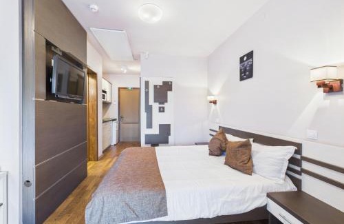 Doua Mai Casa | Casa Pontica