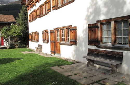 Tujetsch Apartamento | Casa Posta Berther-Roth by Interhome