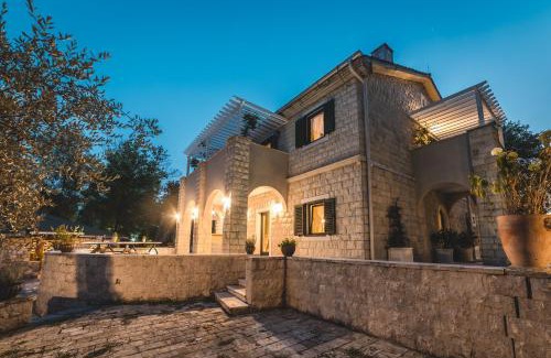Pricelje Casa | Casa Ra