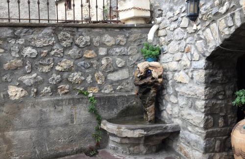 Sin Apartamento | Casa Ramón La Caseta