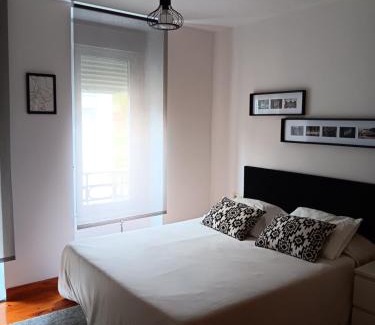 Sabaris Casa | Casa Regina Baiona ideal familias Peregrinos y parejas, cerca del camino y de la playa