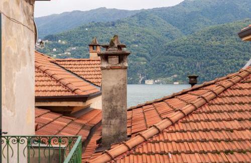 Carate Urio Apartamento | Casa Regina Margherita - Lussuoso appartamento vista Lago con parcheggio e Aria Condizionata