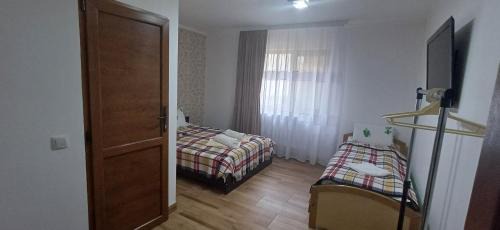 Cartisoara Casa | Casa Reginei