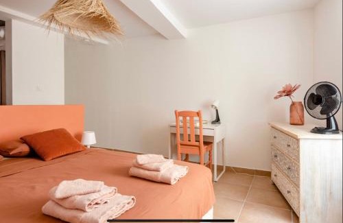 Montfort-sur-Argens Apartamento | CASA RELAX Appart cocooning dans village provençal