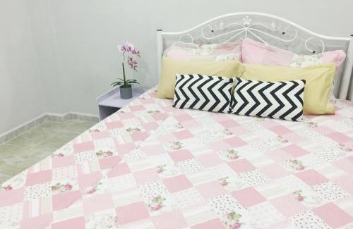 Kampung Jaya Casa | CASA RIMBAYU GUESTHOUSE CHUKAI