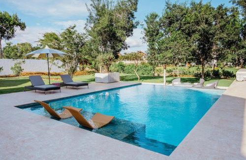 Casa de Campo Villa | Casa Roble