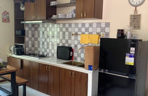 Tagaytay Casa | Casa Robles Villa 1: Homey, Cozy and Relaxing. With private pool. For 13pax