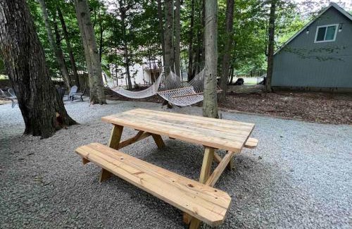 Tobyhanna Casa | Casa Rosado @ Pocono II by Lake Hot Tub Camelback