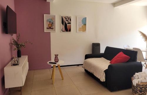 Guaymallen Apartamento | Casa Rubí - Encantador apartamento en Mendoza - Seguridad 24-7 - Cochera privada