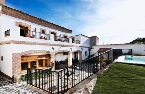 Gargantilla Cabaña | Casa Rural Miel y Romero para 8 personas, (apta para mascotas).