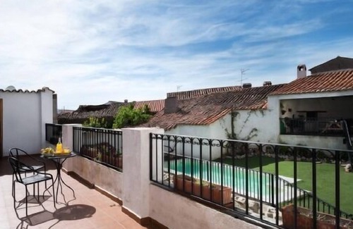 Gargantilla Cabaña | Casa Rural Miel y Romero para 8 personas, (apta para mascotas).