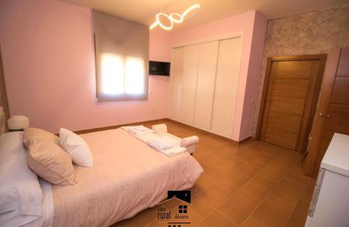 Albares Casa | Casa Rural Alvaro
