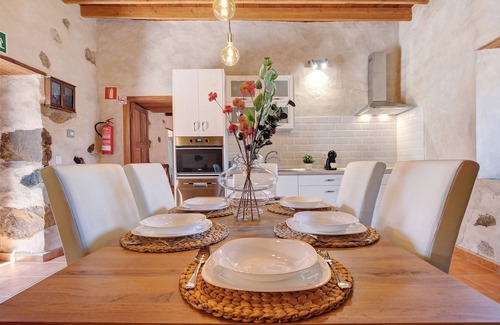 Pajara Casa | "Casa Rural Andresito" con vistas a la montaña, piscina, Wi-Fi y terraza